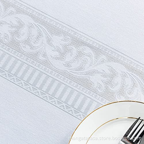 Taplak meja Jacquard di restoran